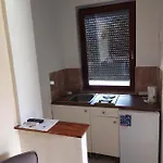 Cserke Apartmanhaz 아파트호텔 3*