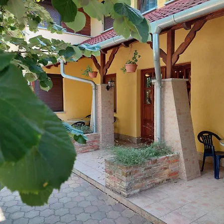 Cserke Apartmanhaz Черкесёлё