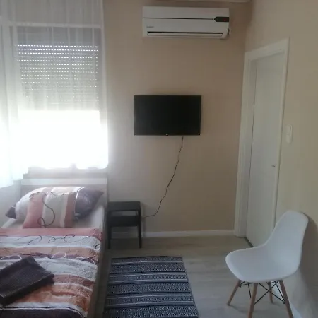 Cserke Apartmanhaz Aparthotel *