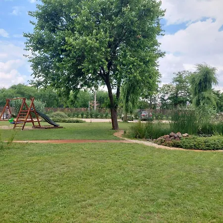 Cserke Apartmanhaz Aparthotel Cserkeszolo