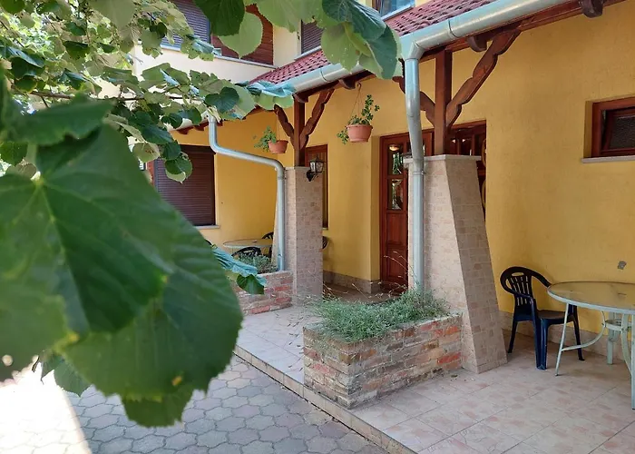 Cserke Apartmanhaz Черкесёлё