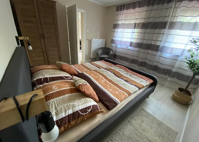 Cserke Apartmanhaz Апарт-отель 3*